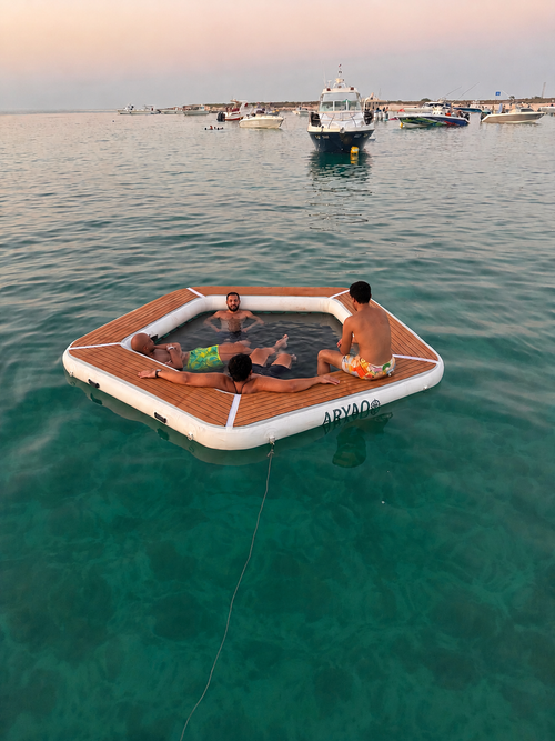 Floating Island Wooden — جزيرة عائمة خشبية