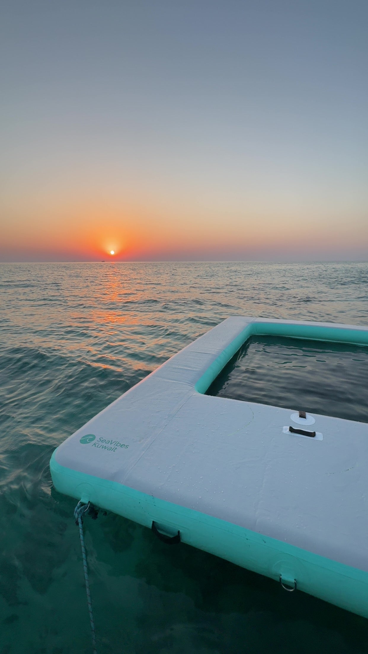 Floating Pool